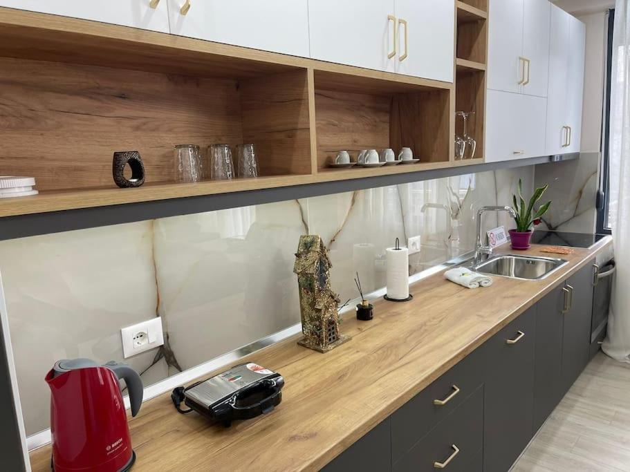 Melody Apartment In 科尔察 外观 照片