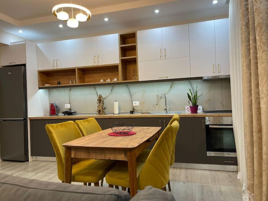 Melody Apartment In 科尔察 外观 照片